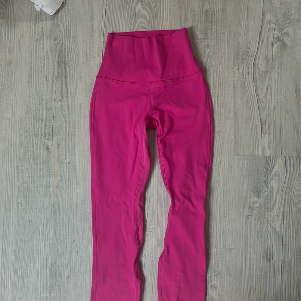 Lululemon High Rise Align Leggings 28” SONIC PINK | worn once | size 0